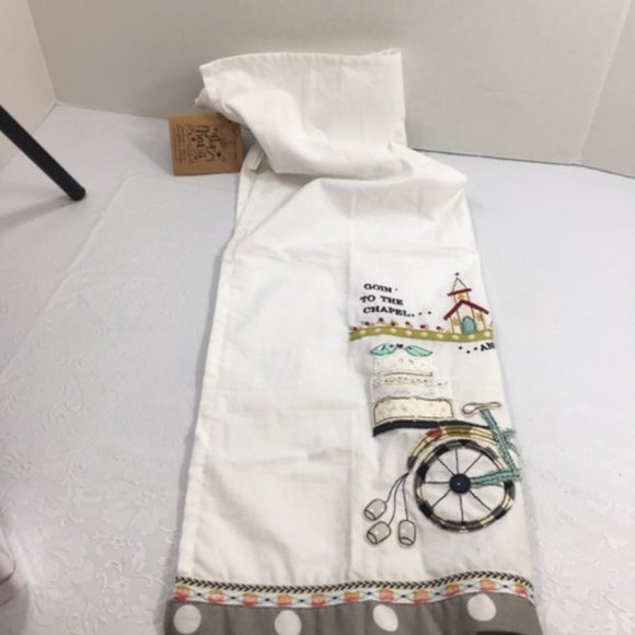 Wedding Gift "Goin' To The Chapel" Tee Towel Glory Haus Made in India - Picture 4 of 10